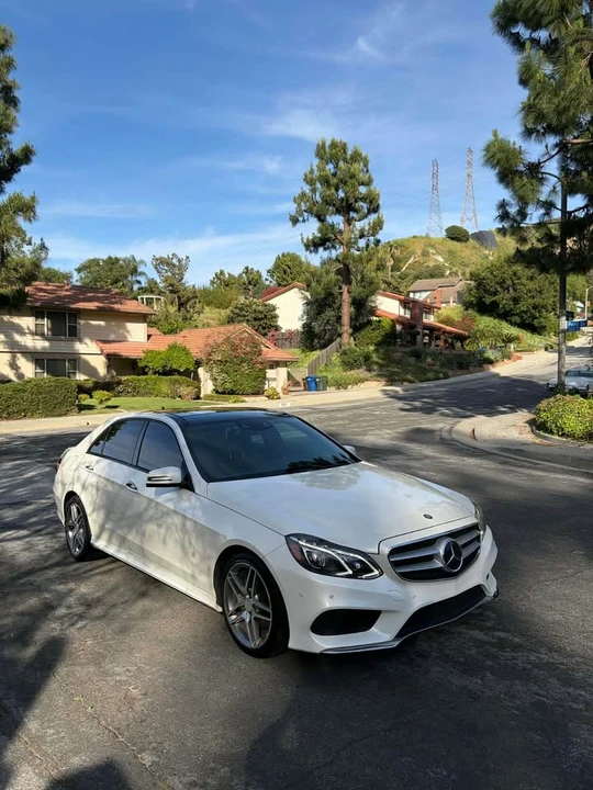 2016 Mercedes-Benz W212 E-Class - Image 2 of 17
