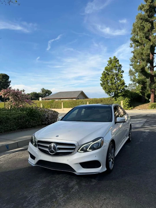 2016 Mercedes-Benz W212 E-Class - Image 3 of 17