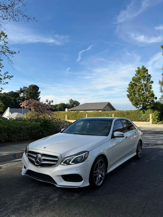 2016 Mercedes-Benz W212 E-Class - Image 4 of 17