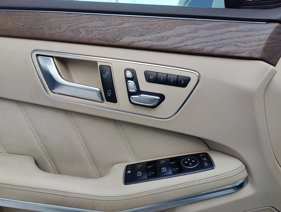 2016 Mercedes-Benz W212 E-Class - Image 17 of 20