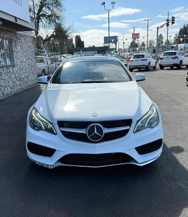 2016 Mercedes-Benz W212 E-Class - Image 8 of 20