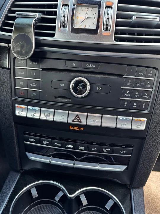 2016 Mercedes-Benz W212 E-Class - Image 11 of 18