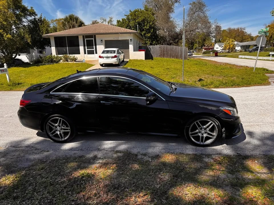 2016 Mercedes-Benz W212 E-Class - Image 2 of 18