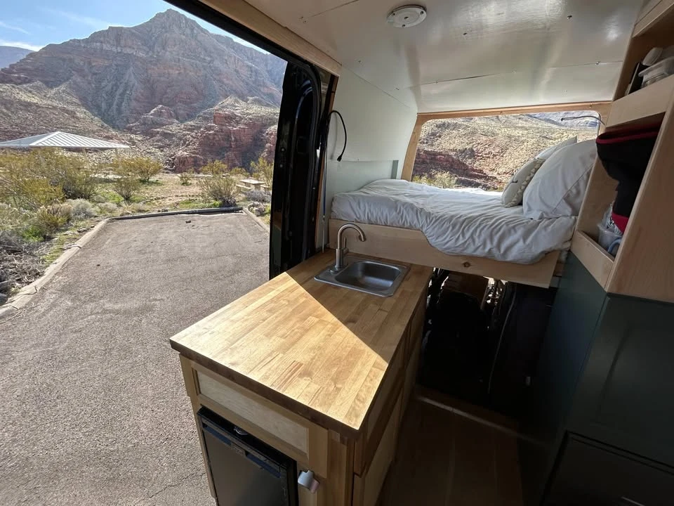 2016 Mercedes-Benz Sprinter - Image 2 of 16