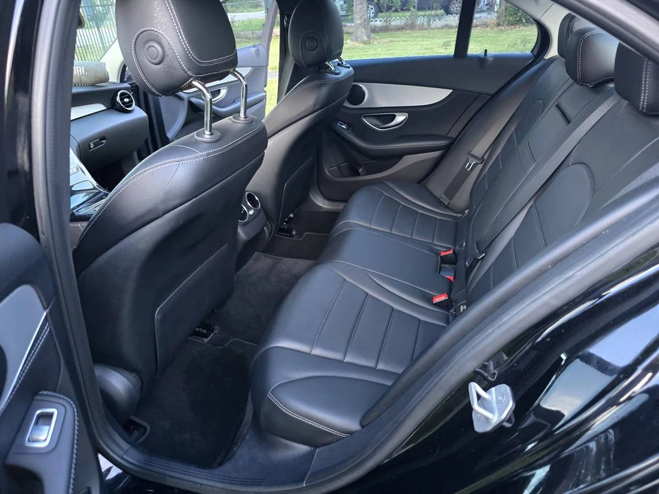 2016 Mercedes-Benz W205 C-Class - Image 16 of 19
