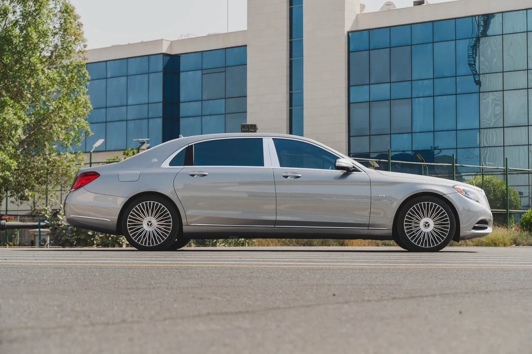 2016 Maybach - Image 4 of 31