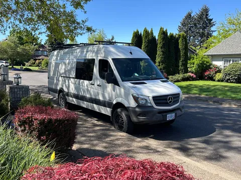 2016 Mercedes-Benz Sprinter 2500 4x4 Camper Van