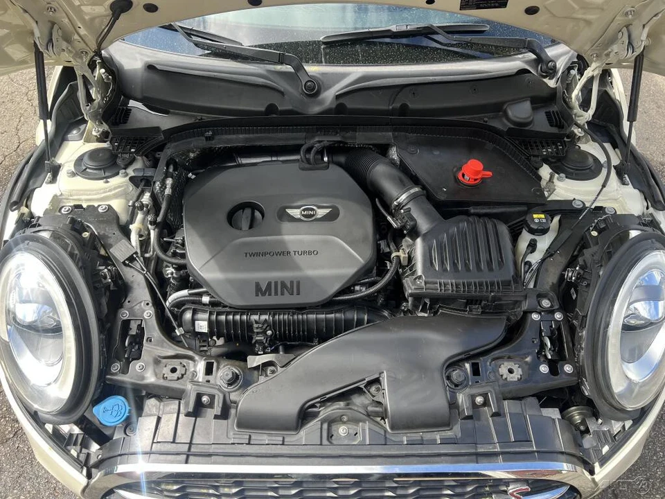 2016 Mini Mini Cooper S 3rd Gen - Image 5 of 12