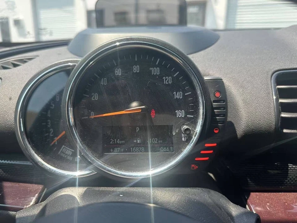 2016 Mini Clubman 2nd Gen - Image 9 of 17