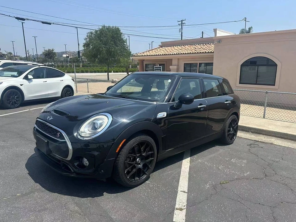 2016 Mini Clubman 2nd Gen - Image 2 of 17