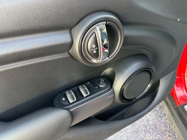 2016 Mini Mini 3rd Gen - Image 15 of 21