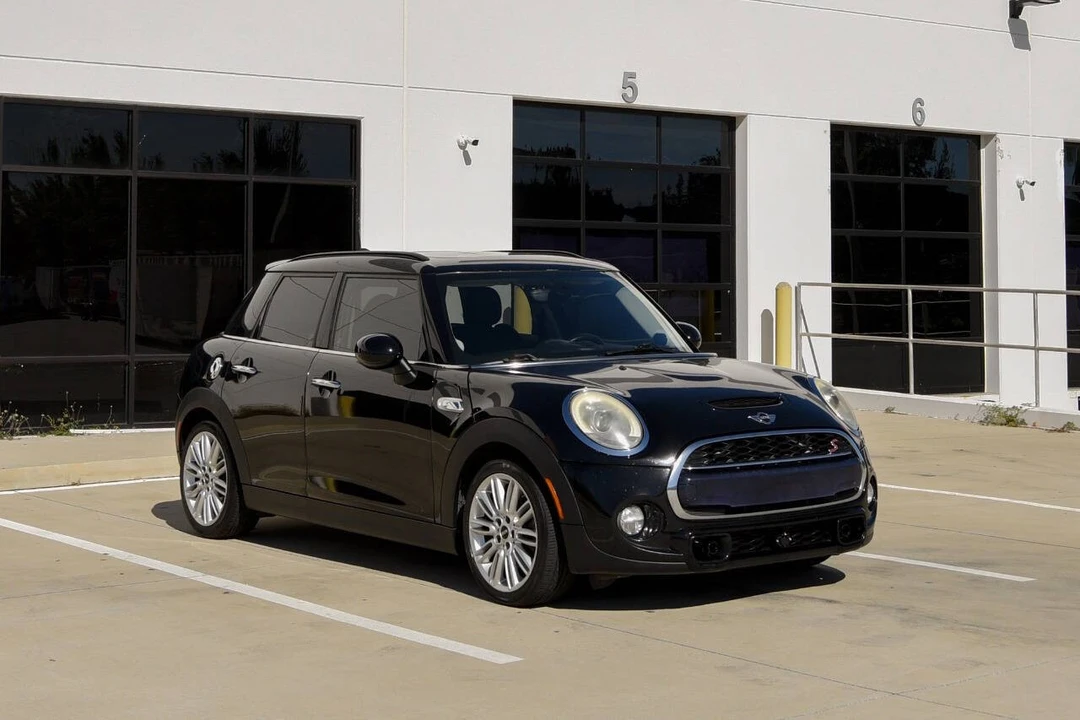 2016 Mini Mini Cooper S 3rd Gen - Image 3 of 12