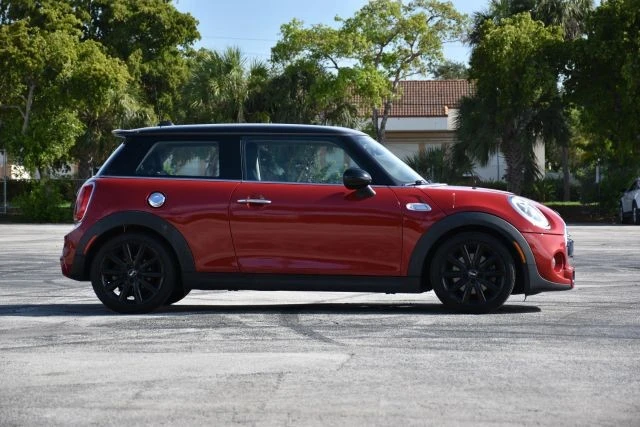 2016 Mini Mini Cooper S 3rd Gen - Image 5 of 17