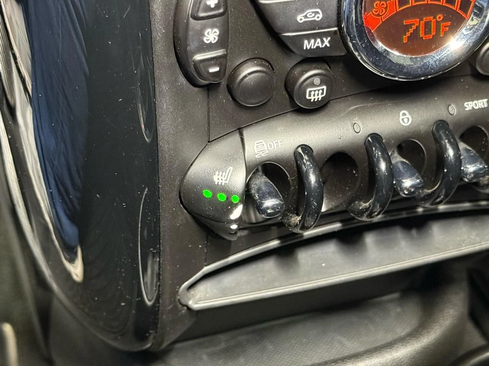 2016 Mini Countryman 1st Gen - Image 18 of 21