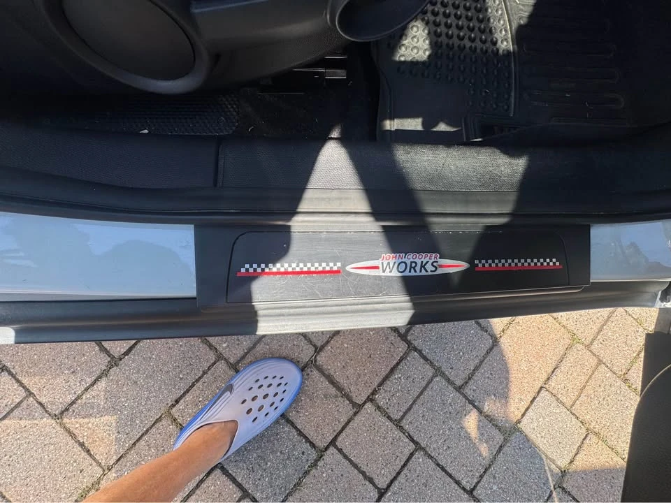 2016 Mini Countryman 1st Gen - Image 3 of 10