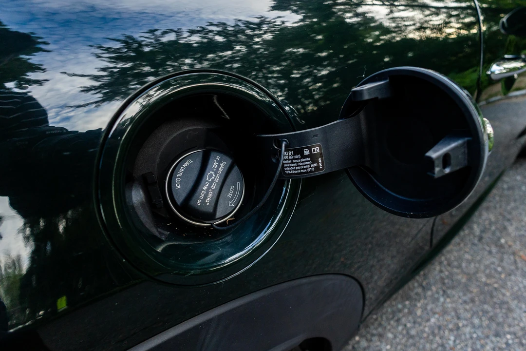 2016 Mini Mini John Cooper Works 3rd Gen - Image 30 of 31