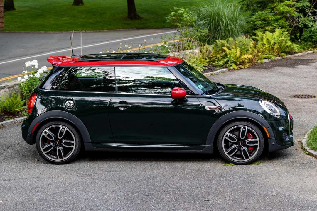 2016 Mini Mini John Cooper Works 3rd Gen - Image 14 of 31
