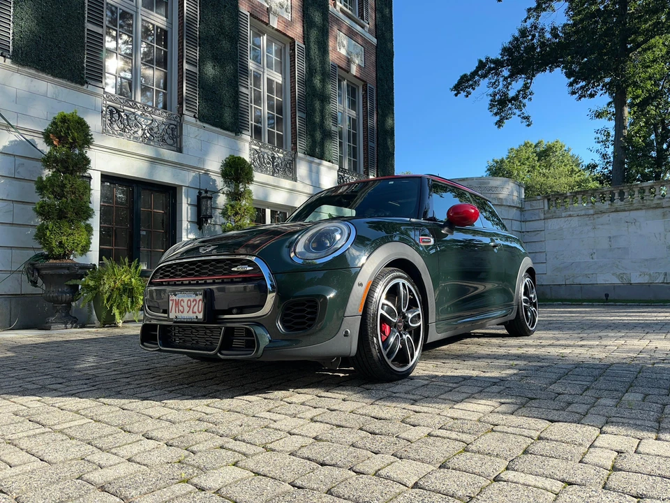 2016 Mini Mini John Cooper Works 3rd Gen - Image 8 of 31