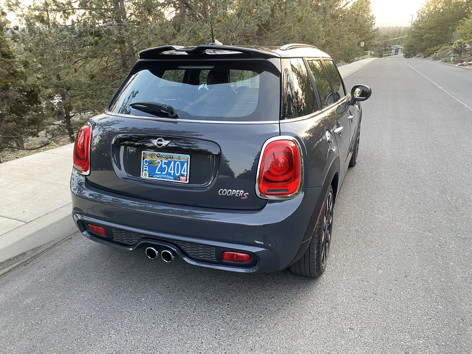 2016 Mini Mini Cooper S 3rd Gen - Image 19 of 31