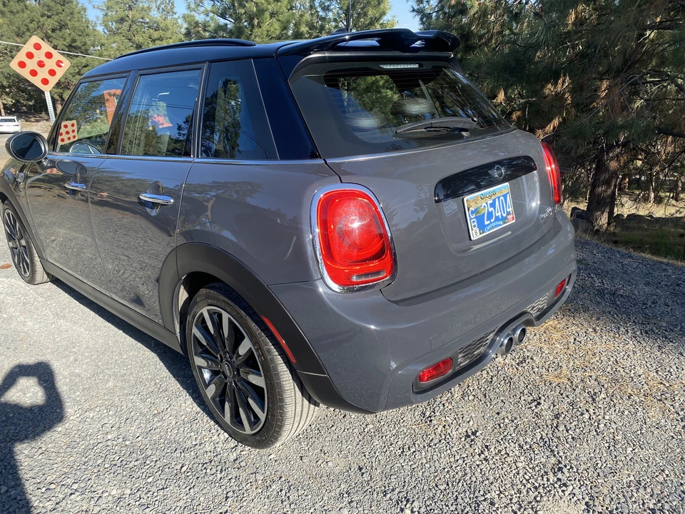 2016 Mini Mini Cooper S 3rd Gen - Image 14 of 31