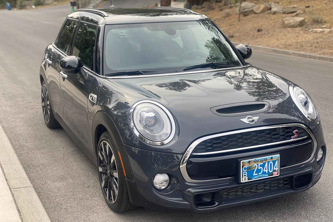 2016 Mini Mini Cooper S 3rd Gen - Image 25 of 31