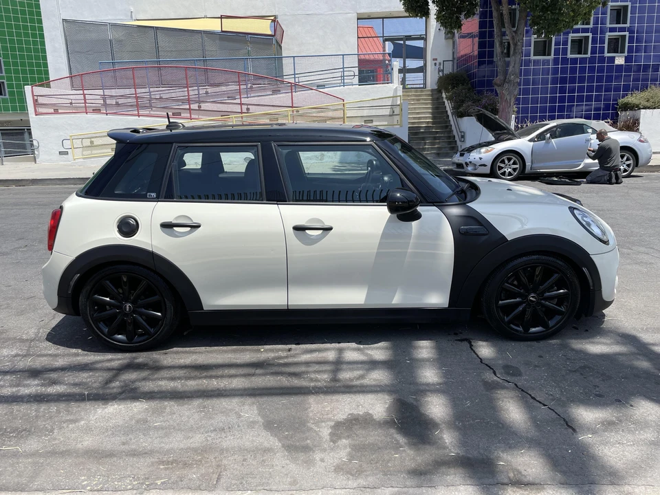 2016 Mini Mini Cooper S 3rd Gen - Image 19 of 31