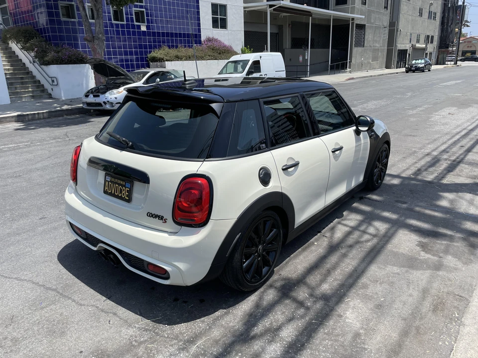 2016 Mini Mini Cooper S 3rd Gen - Image 18 of 31