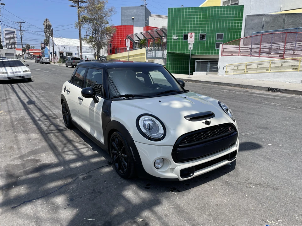 2016 Mini Mini Cooper S 3rd Gen - Image 24 of 31