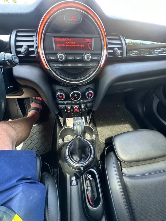 2016 Mini Mini Cooper S 3rd Gen - Image 10 of 17