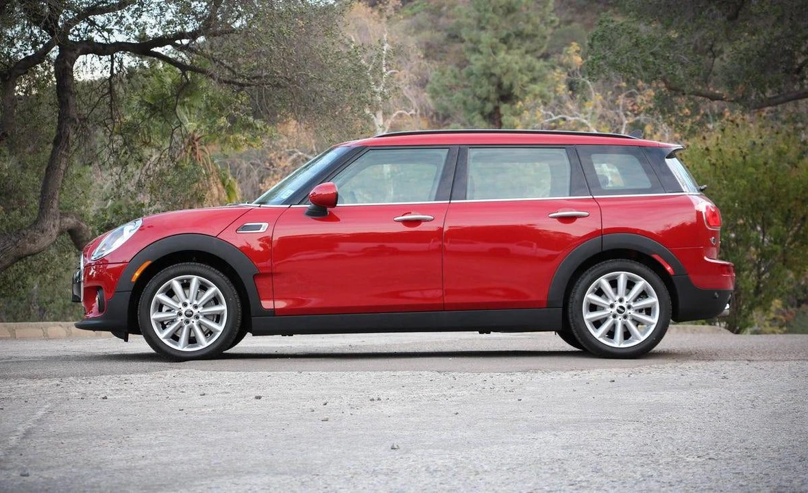 2016 Mini Clubman 2nd Gen - Image 2 of 9