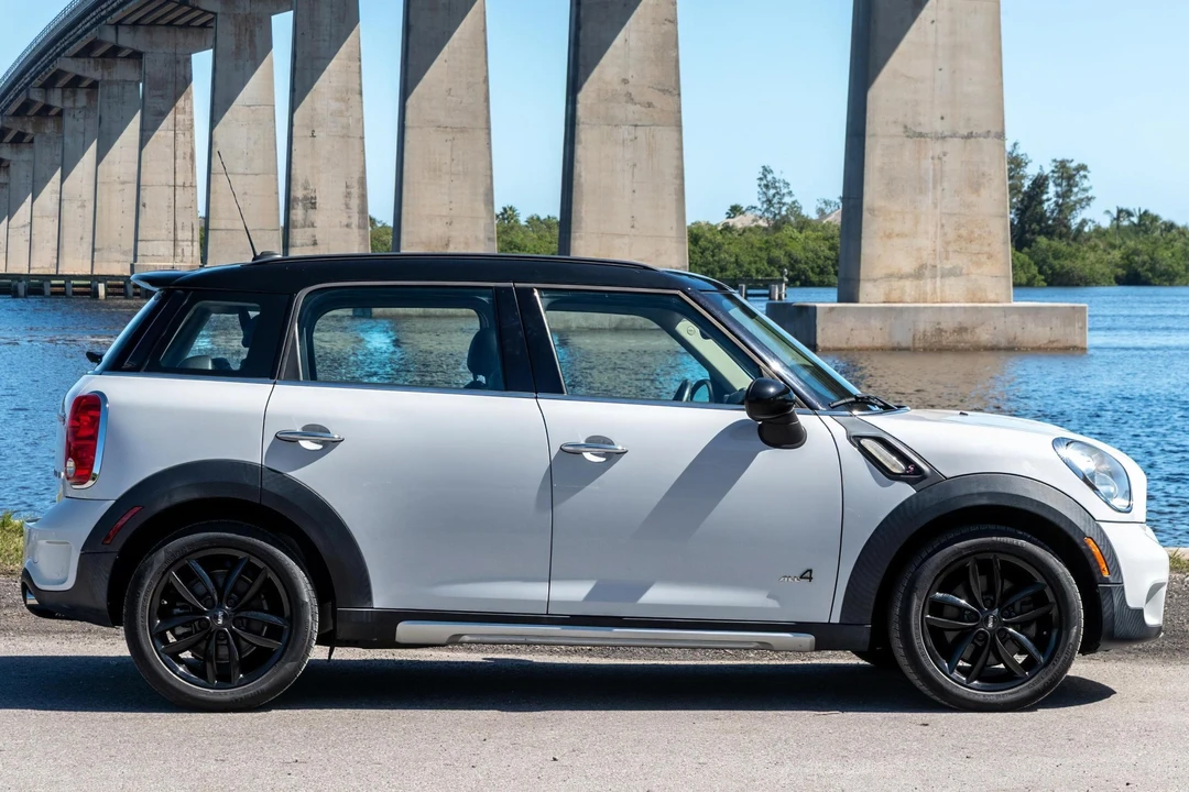 2016 Mini Countryman 1st Gen - Image 3 of 31
