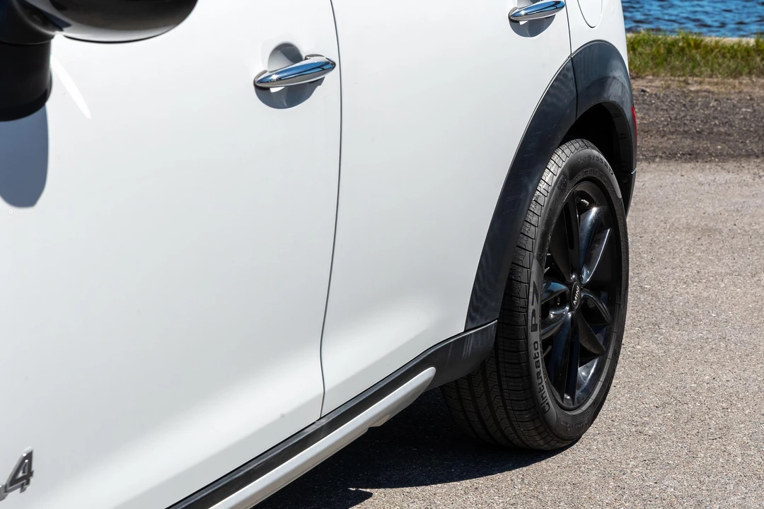 2016 Mini Countryman 1st Gen - Image 14 of 31