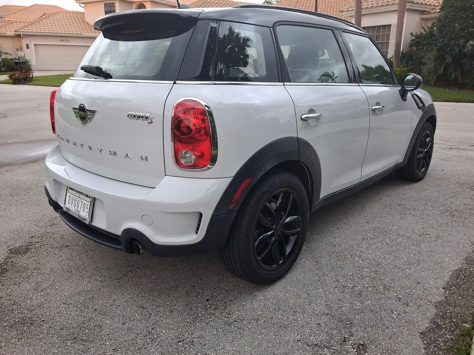 2016 Mini Countryman 1st Gen - Image 14 of 31