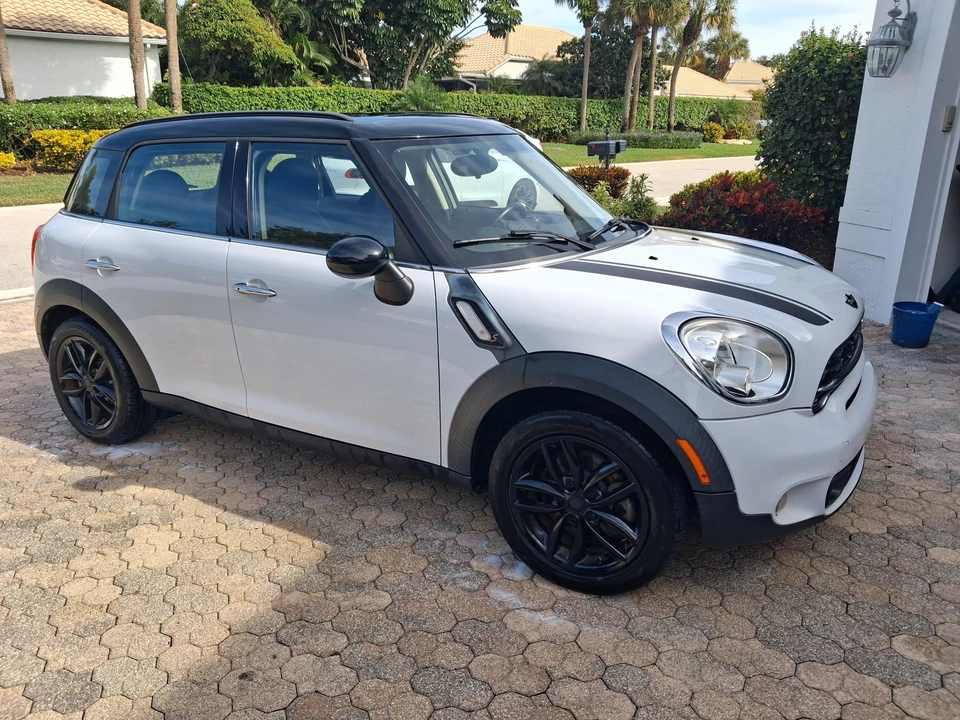 2016 Mini Countryman 1st Gen - Image 17 of 31