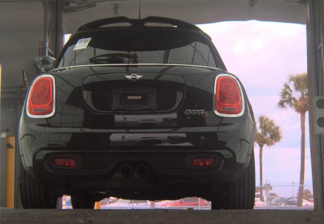 2016 Mini Mini Cooper S 3rd Gen - Image 7 of 18