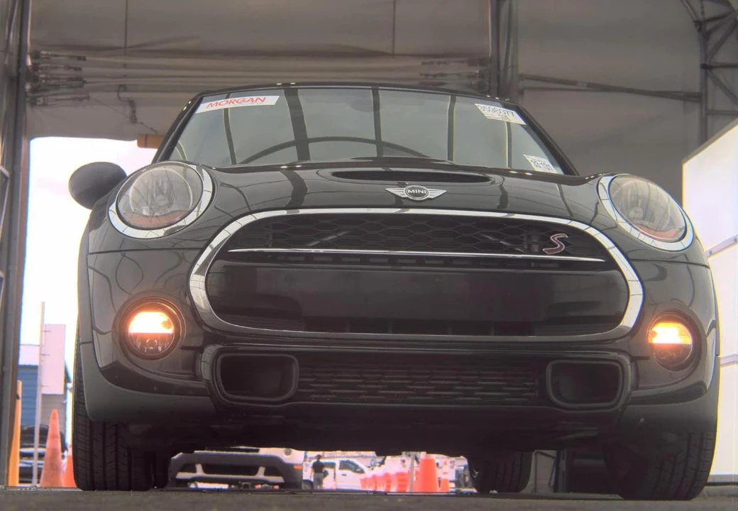 2016 Mini Mini Cooper S 3rd Gen - Image 3 of 18