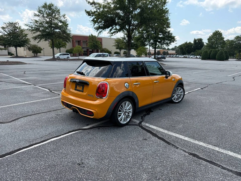2016 Mini Mini Cooper S 3rd Gen - Image 4 of 10