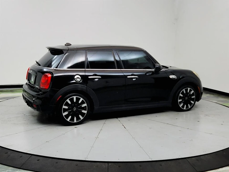 2016 Mini Mini Cooper S 3rd Gen - Image 5 of 31