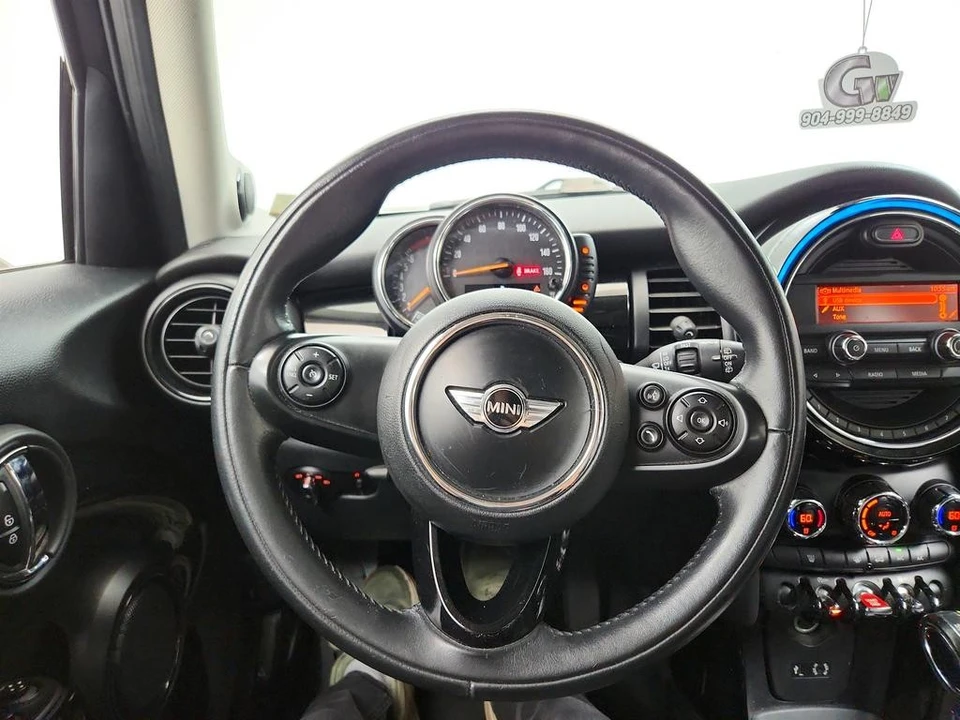 2016 Mini Mini Cooper S 3rd Gen - Image 17 of 31