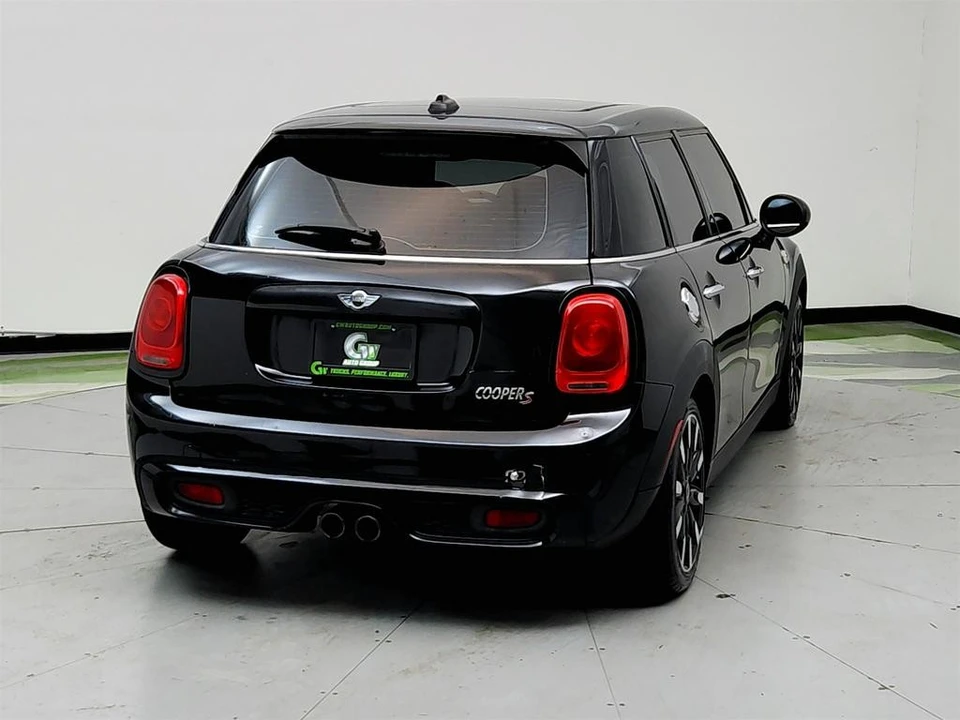 2016 Mini Mini Cooper S 3rd Gen - Image 6 of 31