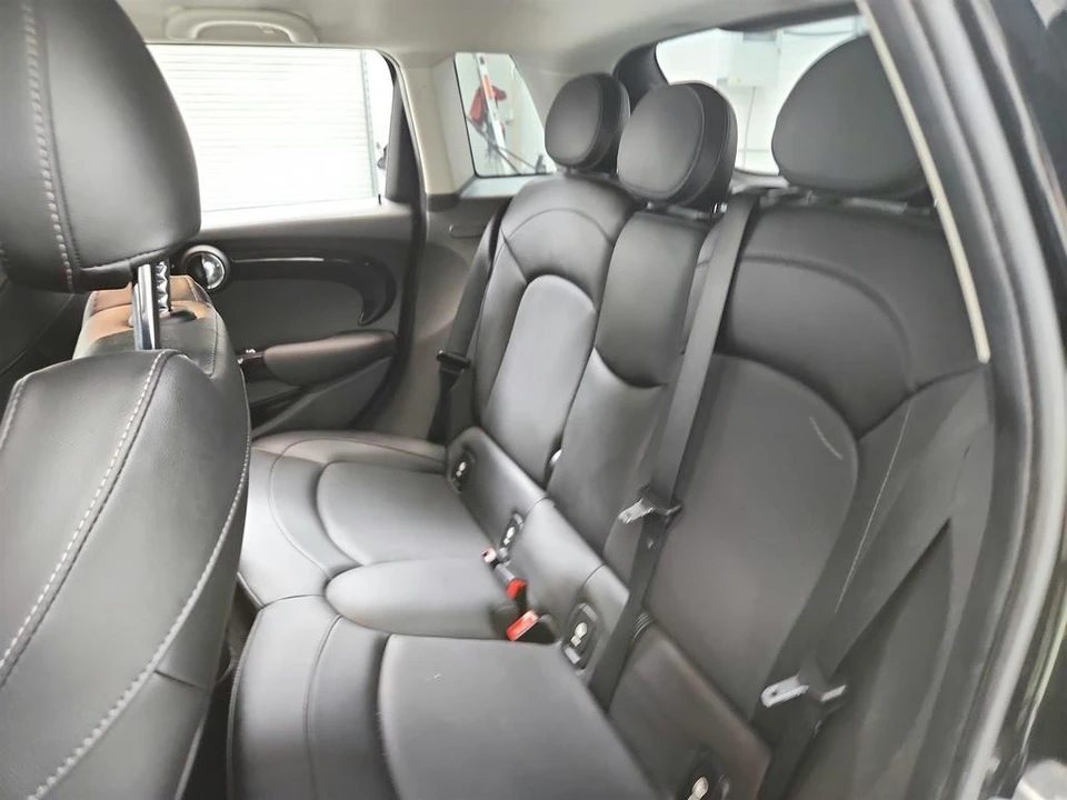 2016 Mini Mini Cooper S 3rd Gen - Image 21 of 31