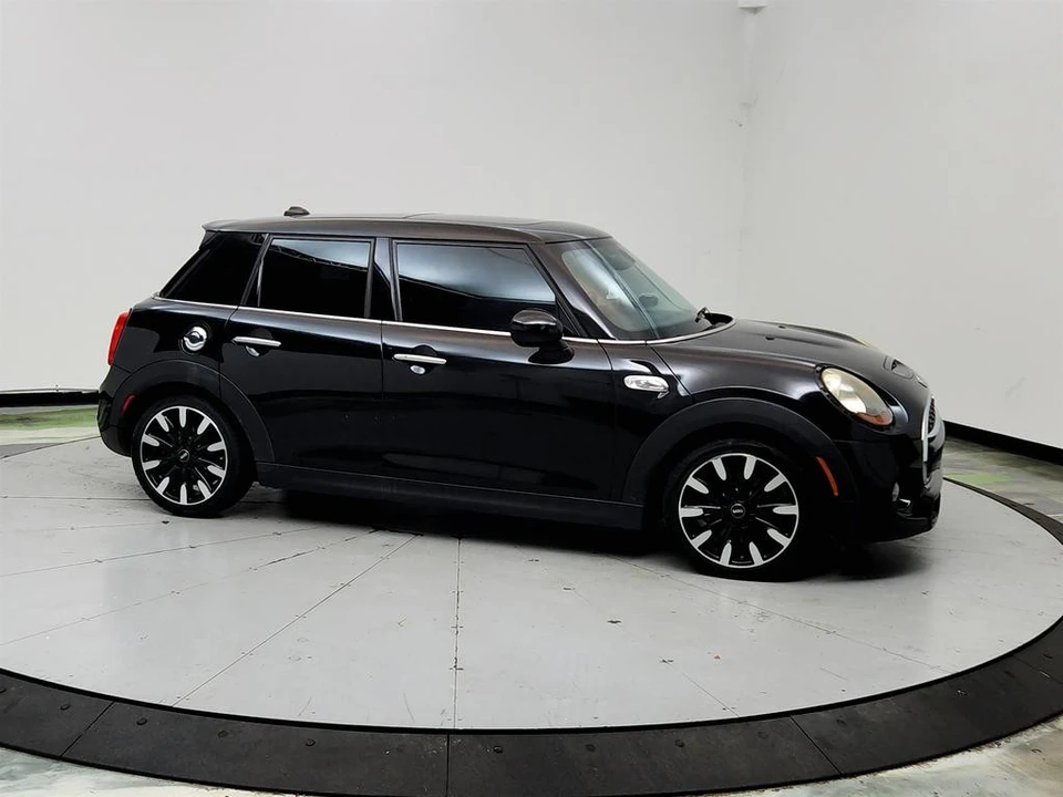 2016 Mini Mini Cooper S 3rd Gen - Image 4 of 31