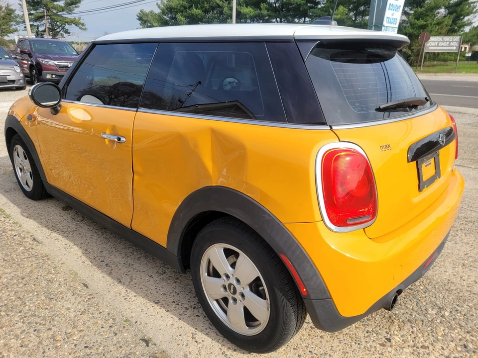 2016 Mini Mini Cooper S 3rd Gen - Image 17 of 21