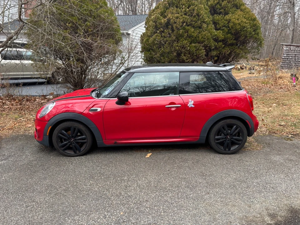 2016 Mini Mini 3rd Gen - Image 2 of 9