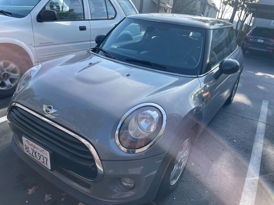 2016 Mini Mini 3rd Gen - Image 6 of 10