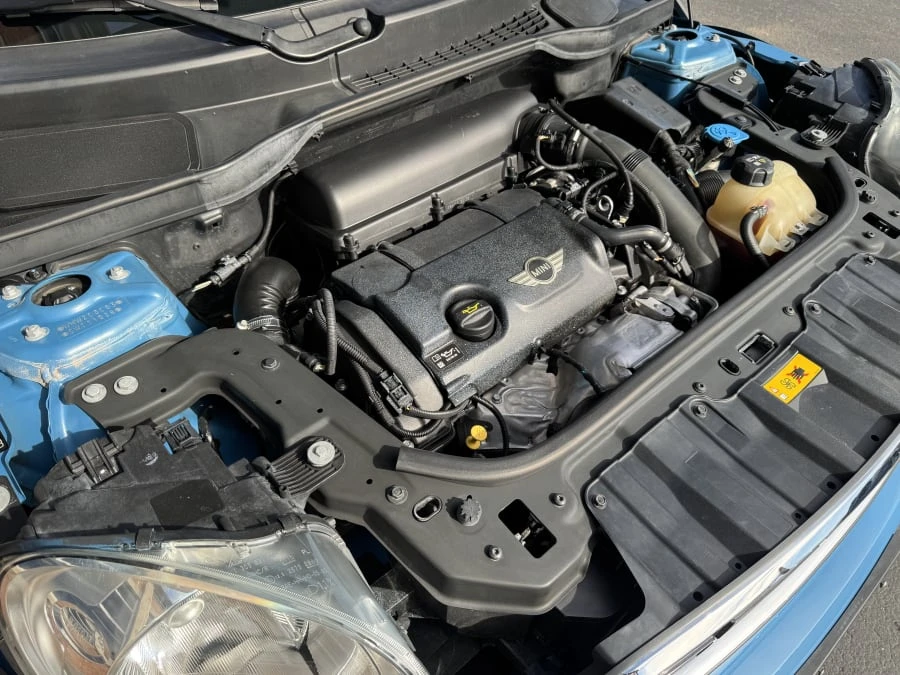 2016 Mini Countryman 1st Gen - Image 9 of 10
