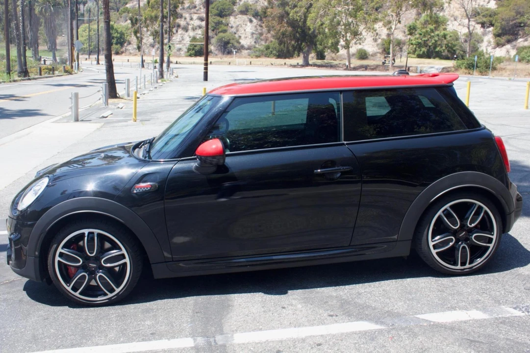 2016 Mini Mini John Cooper Works 2nd Gen - Image 3 of 31