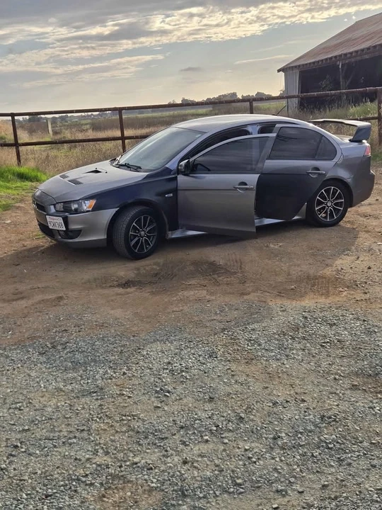 2016 Mitsubishi Lancer 10th Gen - Image 2 of 3