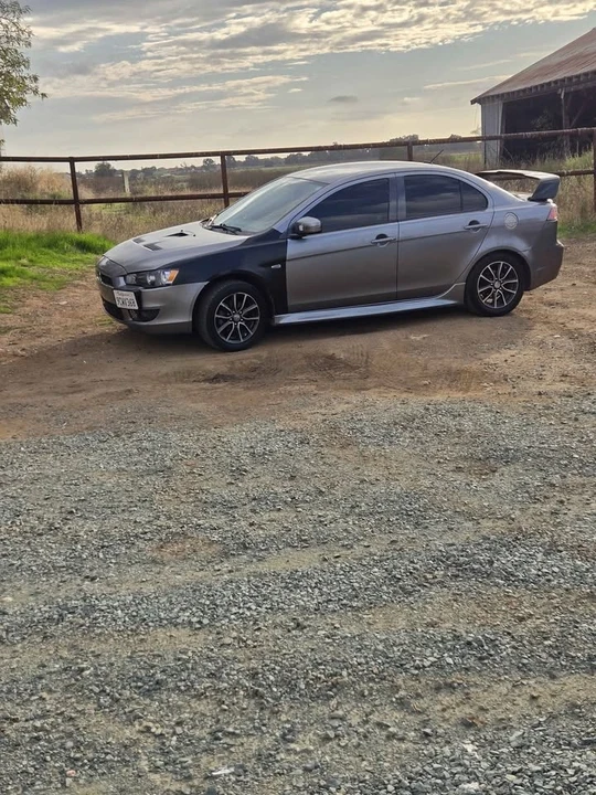 2016 Mitsubishi Lancer 10th Gen - Image 3 of 3