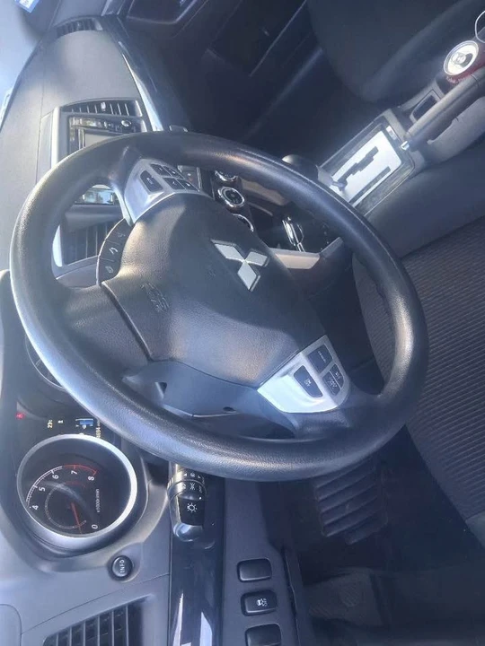 2016 Mitsubishi Lancer 10th Gen - Image 11 of 11
